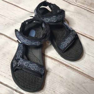 TEVA Woman’s Hiking Sandals Shoc Pad Navy Size 6